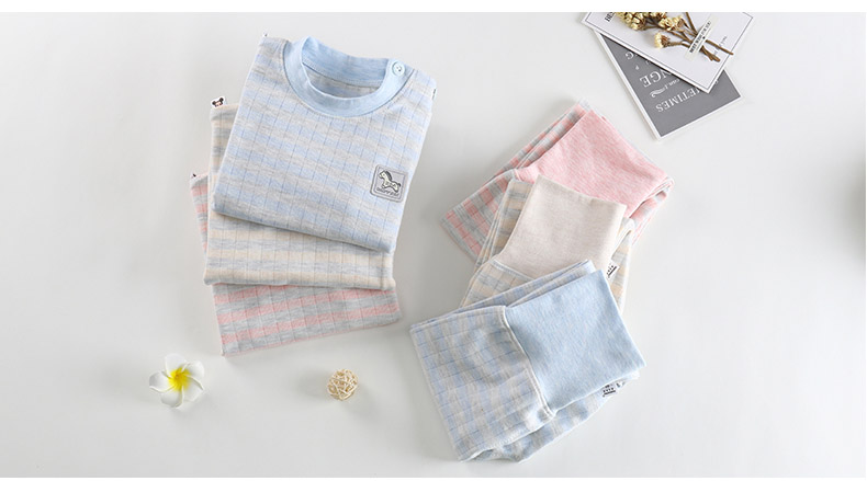 Baby Qiuyi Qiuku Set Cotton cardigan Trẻ em Đồ lót Tắt máy Cotton 0-1-3 tuổi Bé trai bộ nỉ nhung cho bé gái
