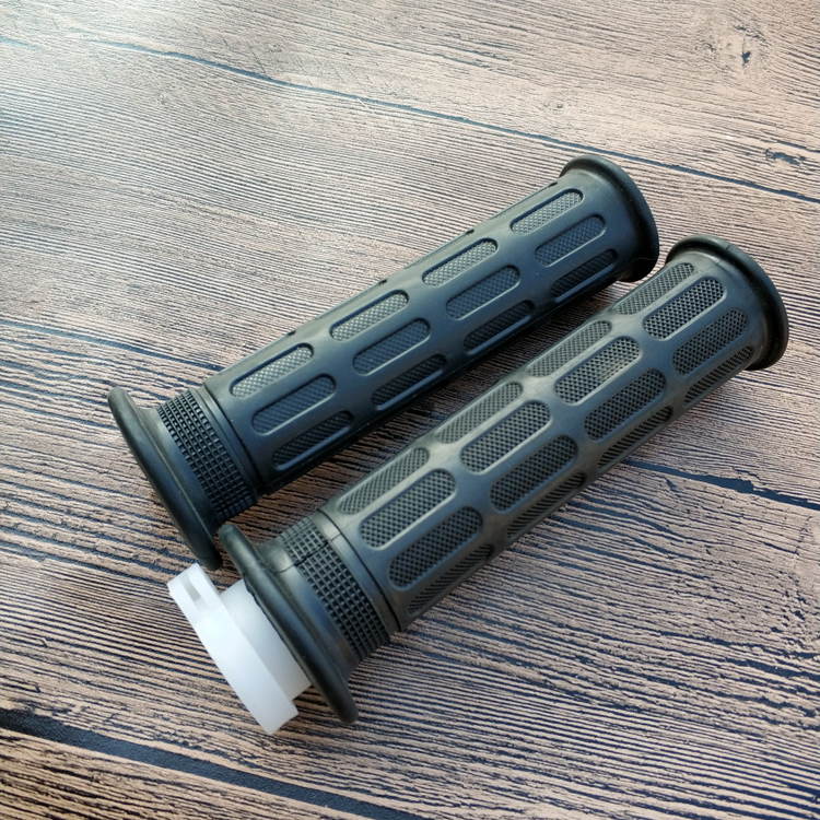 Locomotive double-cylinder CBT125 handle rubber throttle glue left and right handle sleeve anti-slip handle sleeve throttle core CM125 double