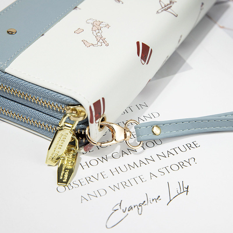 Long wallet, chain with zipper, capacious bag
