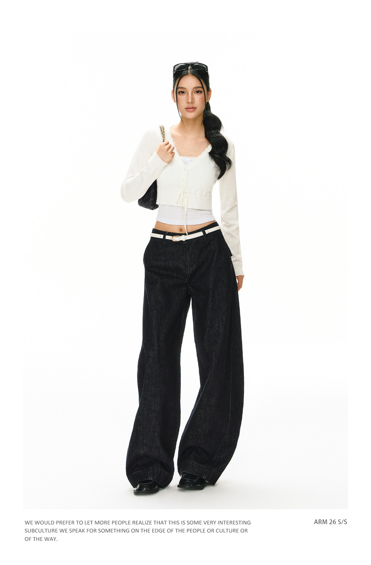 ARISEISM White V-Neck Long-Sleeve Cropped Cardigan