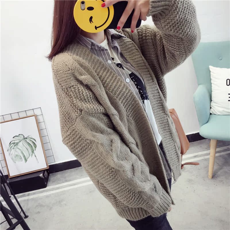 Mùa xuân 2018 mới áo len lỏng ngắn mùa xuân và mùa thu Hàn Quốc phiên bản áo len cổ chữ V có cổ xoắn áo len lông