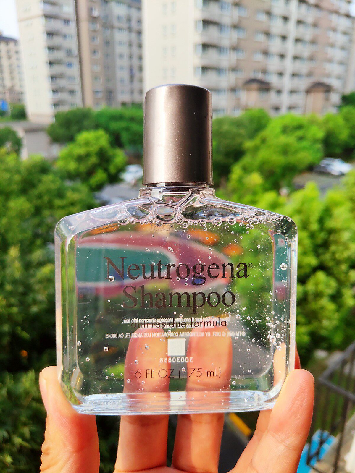 Spot American depth Anti-Residue shows up to clear the residual shampoo 175ml