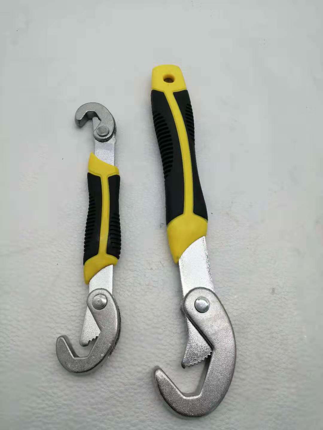 Car Locomotive Maintenance Tool Domestic Water Pipe Pliers Universal Wrench Multifunction Universal Wrench Labor-saving Wrench