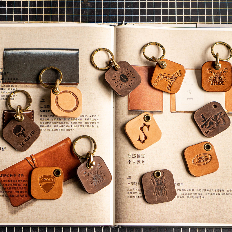 American Retro Vegetable-Tanned Leather Keychain, Custom Logo for Motorcycles / Guesthouses / Coffee Shops / Pets