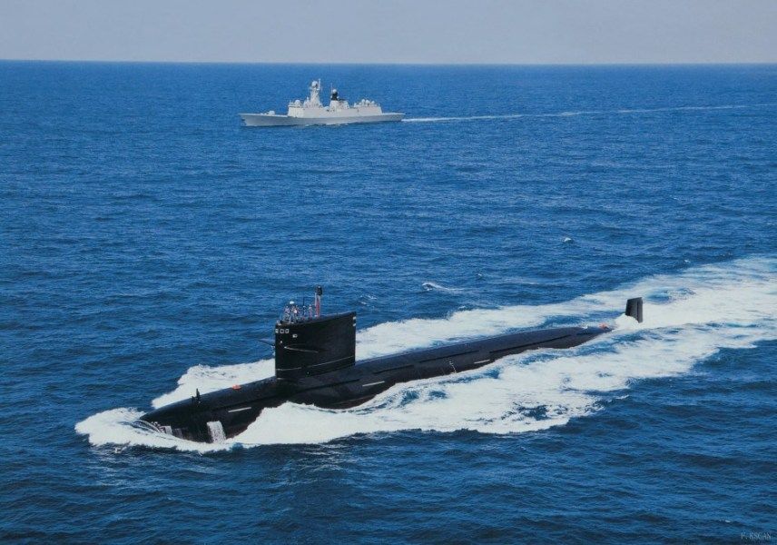 1700 proportional Chinese navy Type 091 Ham class attack type nuclear submarine resin model single water line version