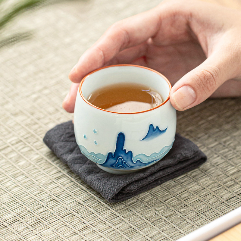True hand - made kung fu sheng ceramics cup household sample tea cup large relief Japanese small bowl cups of a single host