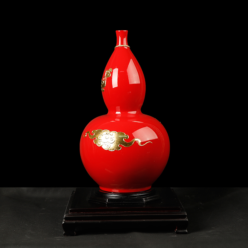 Really sheng China red porcelain vase gourd furnishing articles paint line carve handicraft creative opening version into the ritual