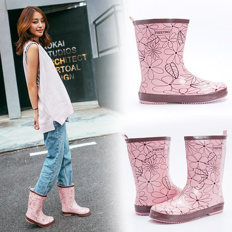 non slip water boots