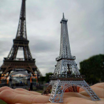 Love to fight all metal diy building assembly model 3D mini three-dimensional puzzle Paris Eiffel Tower crown
