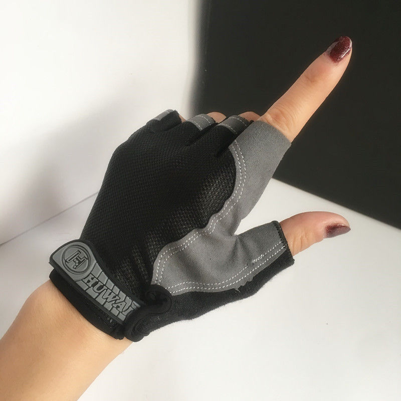 Sports half-finger gloves men and women equipment training yoga outdoor riding non-slip wear-resistant summer breathable fitness gloves