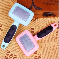 Beauty comb pet kim chải mèo chó mở nút chó lông chải gấu Teddy Golden Retriever Satsuma làm sạch nguồn cung cấp - Cat / Dog Beauty & Cleaning Supplies găng tay loại bỏ lông thú cưng