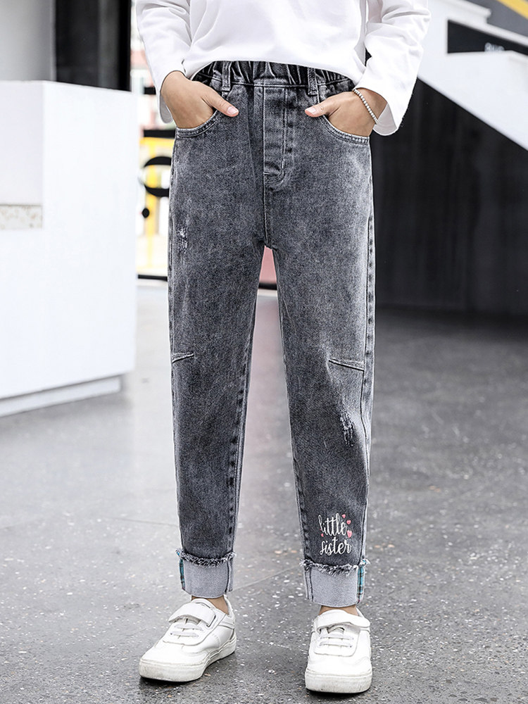 Girls ' pants spring children's casual jeans 2021 new spring and autumn children's foreign school smoke gray pipe pants