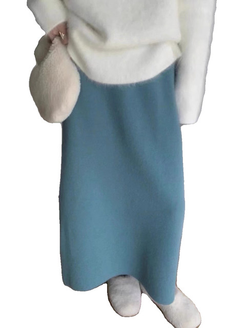 Autumn and Winter French Retro Raccoon Velvet Knitted Skirt for Small Women Slimming Look Elegant Woolen High Waist Hip Long Skirt