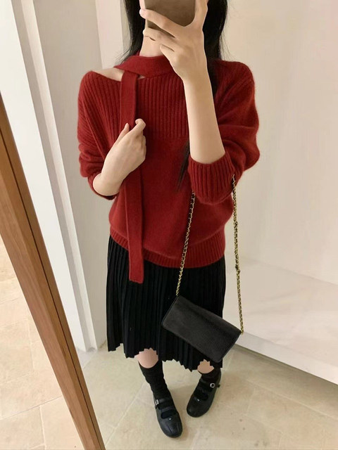 Korean-Style Off-Shoulder Halter Red Sweater for Women, Autumn and Winter, High-End, Atmospheric, Loose, Lazy Knitwear, New Year Top