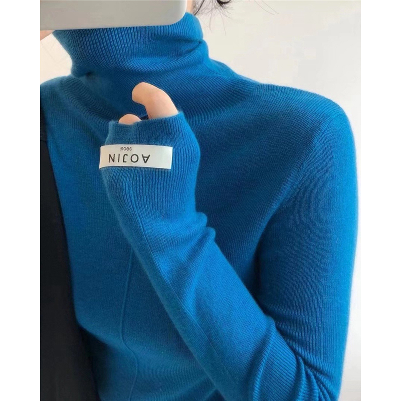Autumn and Winter Klein Blue Turtleneck Knitwear for Women, High-End Design, Inner Layer Base Sweater, High-Neck Wool Top