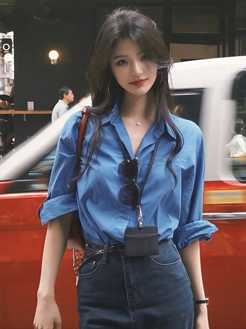 Hong Kong Style Retro Blue Long-Sleeved Shirt for Women, Spring and Autumn, High-End Polo Collar Shirt, Loose and Elegant Casual Top