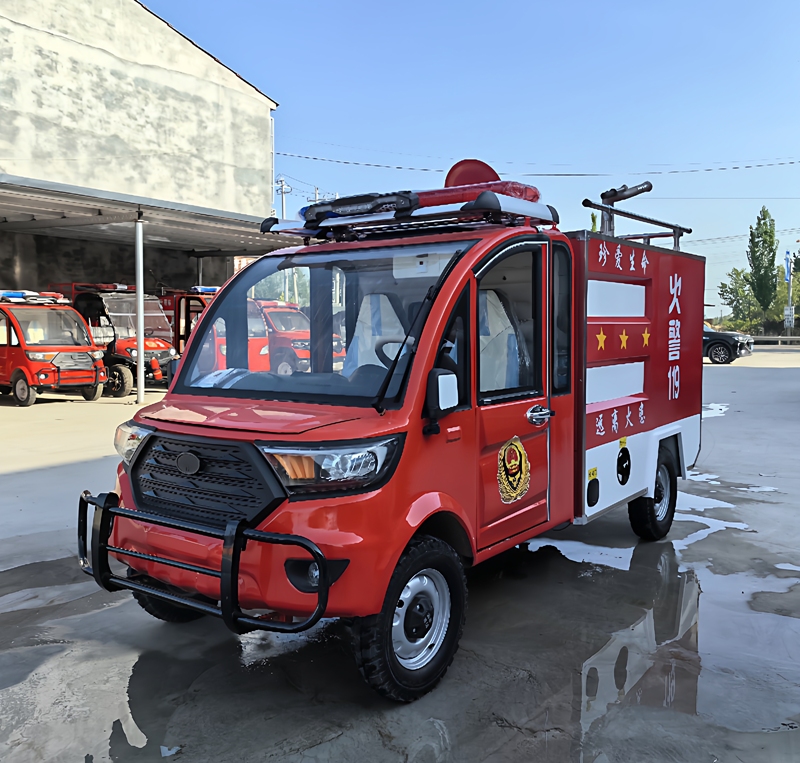 Electric Four-Wheel Micro Fire Truck Community Patrol Rescue Train Emergency Rescue Mobile Water Tank Fire Truck