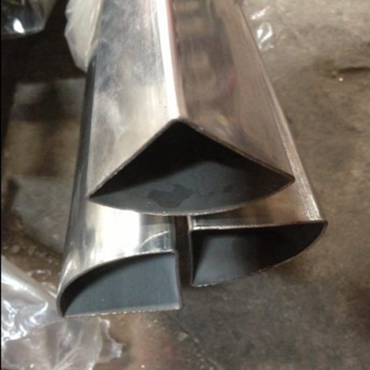 Q235 Q235 Q195 galvanized sector iron pipe 17 * R23 55 * R78 68 * R90 iron sector pipe galvanized profiled pipe