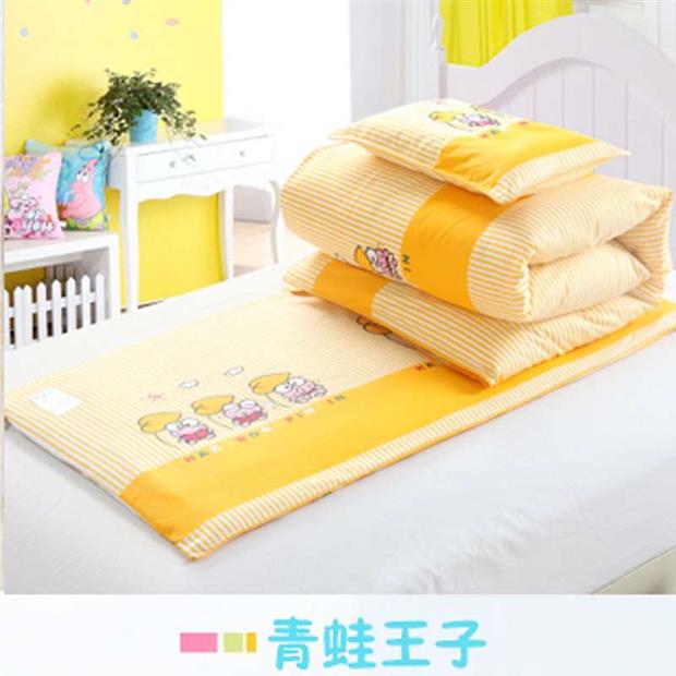 Chăn bông ba mảnh ngủ trưa được bao phủ bởi chăn bông bao gồm sáu bộ chăn ga gối cho trẻ em - Bộ đồ giường trẻ em 	bộ chăn ga cho bé gái