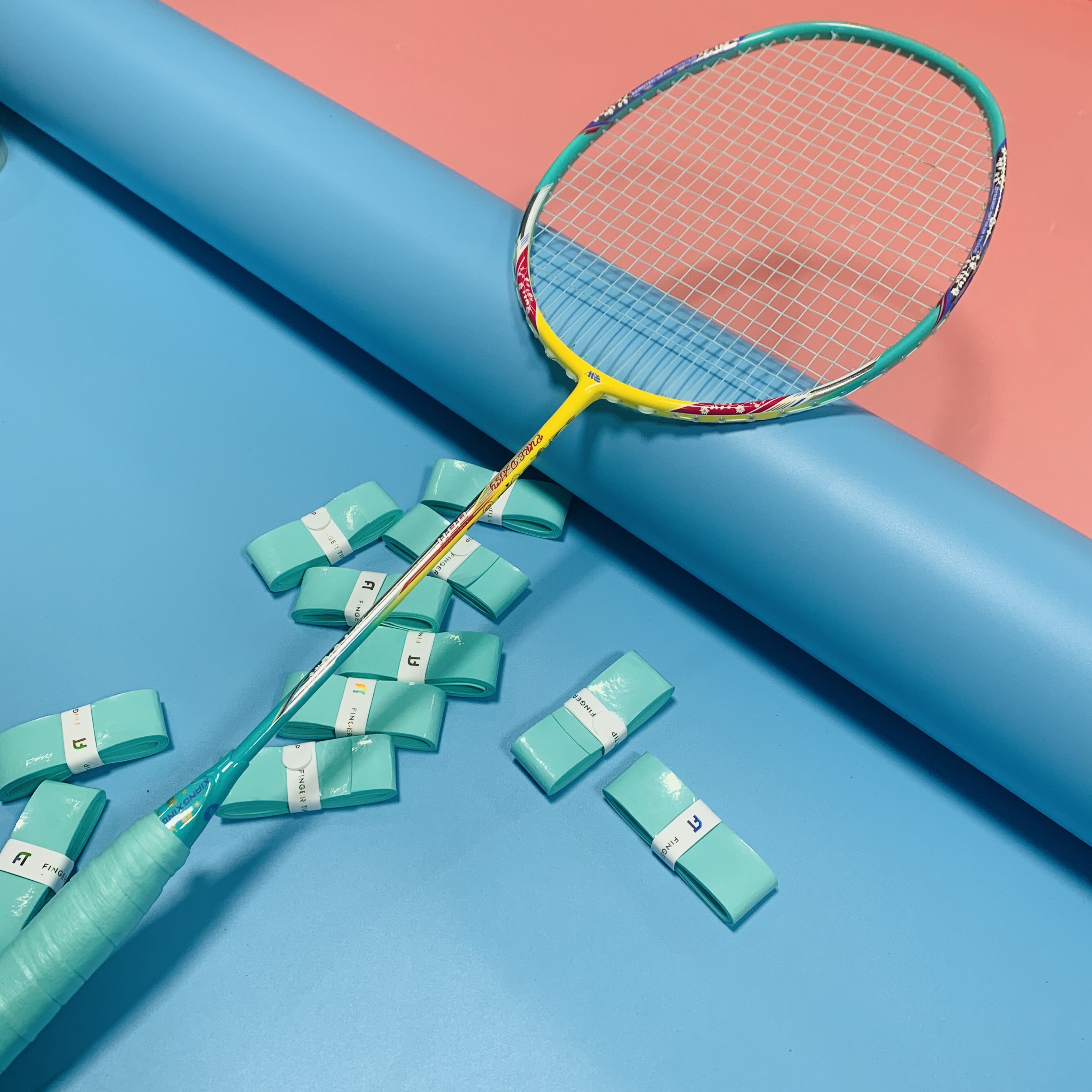 Xiangxing Daisy 8811 full carbon ultra-light 5U77g badminton racket Japan carbon fiber resistant delivery racket set