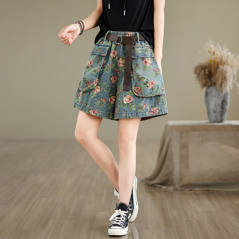 Shengyuzhu Casual Denim Shorts for Women, Summer Thin Style, 2026 New Model, Mom-Style Floral Pants, Plus Size, Wide-Leg, Mid-Length