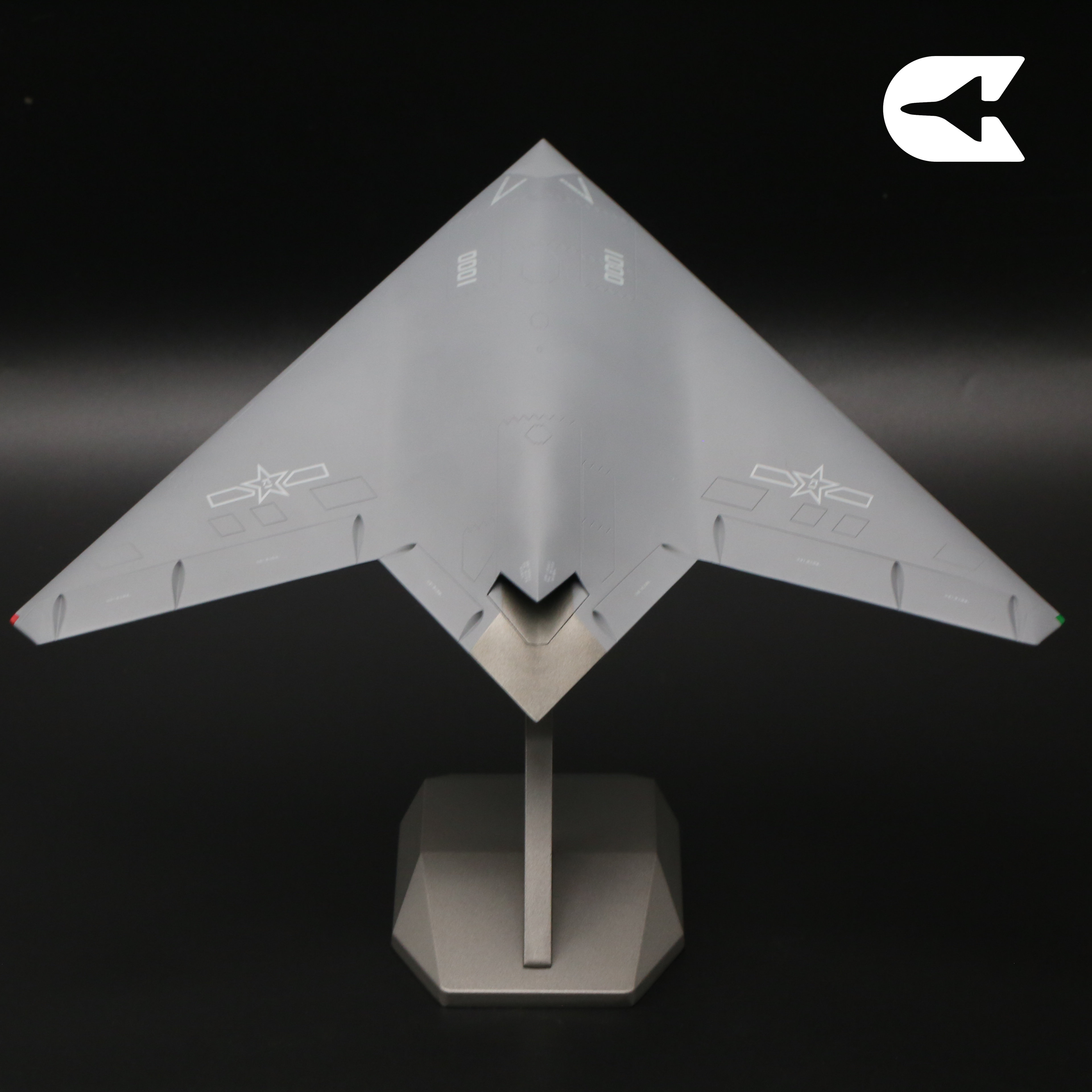 HK China Aviation Industry's Official Airshow Official Sword Drone Fighter Jet Fighter Jet Model Gift