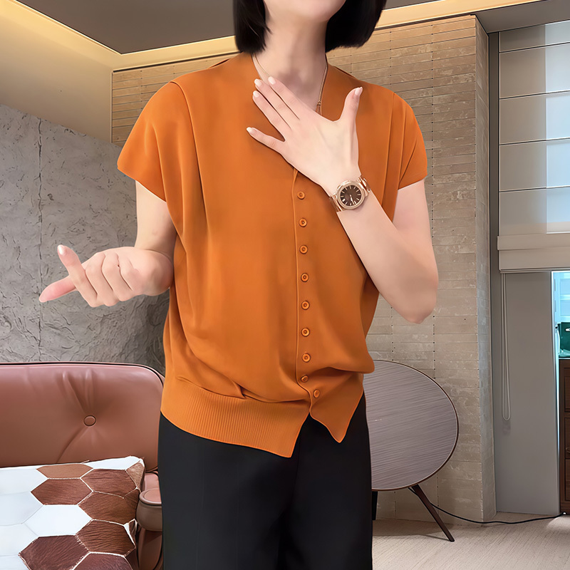Relaxed and Stylish Orange Knit Cardigan for Women, Summer 2026 New Style, Loose Fit, Slimming V-Neck Short-Sleeve Top