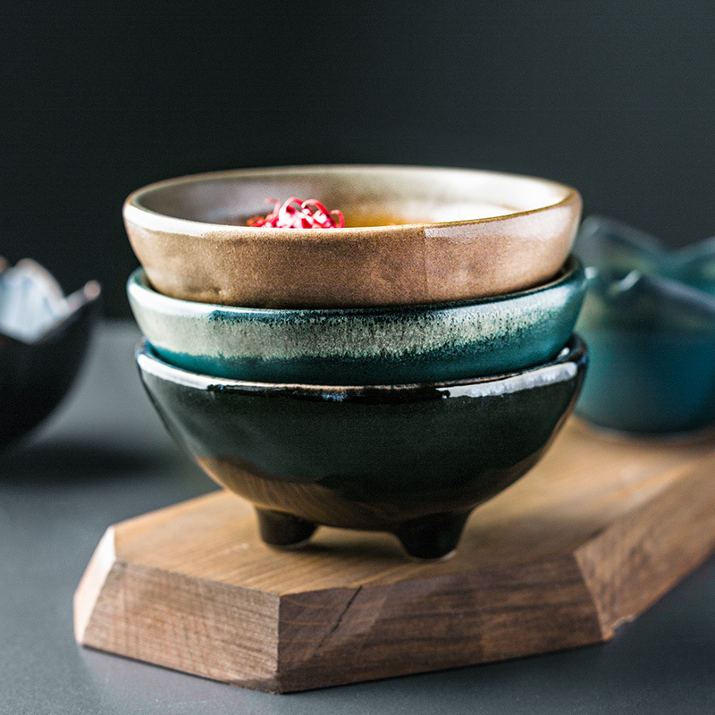 Porcelain color beauty wholesale Japanese creative pattern ceramic small taste dish home hot pot dip vinegar sauce dish dish. A plate