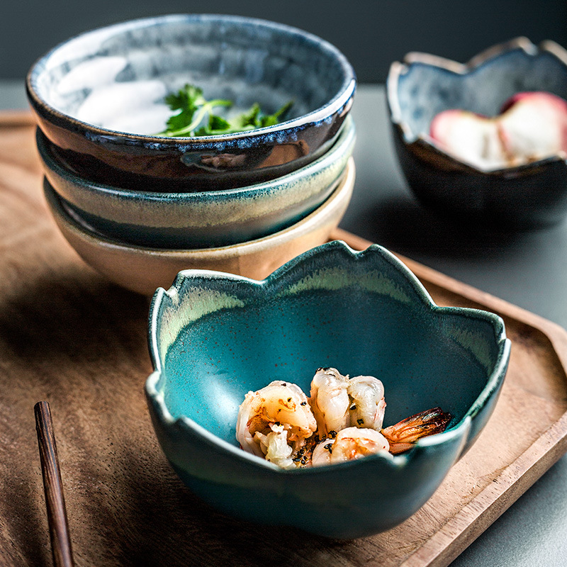 Porcelain color beauty wholesale Japanese creative pattern ceramic small taste dish home hot pot dip vinegar sauce dish dish. A plate