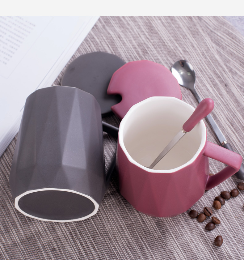 Large capacity mark cup with cover teaspoons of creative move trend ceramic cup cup home coffee breakfast cup men and women