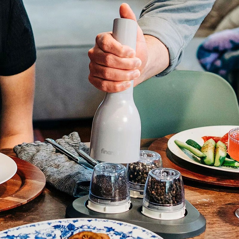 Dong Jie's Same Model American Finamill Electric Spice Grinder for Sichuan Pepper, Spices, Black Pepper, Ceramic Spice Jar