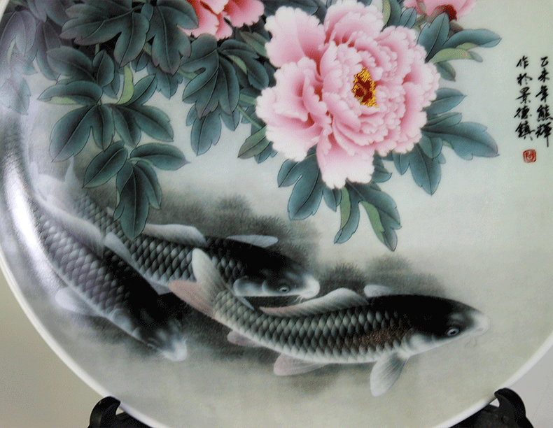 Child Chinese Jingdezhen ceramics hanging plate sitting room place peony fish rich ancient frame decoration craftsman household