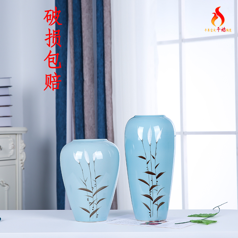 Jingdezhen ceramics vase Nordic hand - made flowers, dried flowers, European contracted flower arrangement sitting room adornment is placed