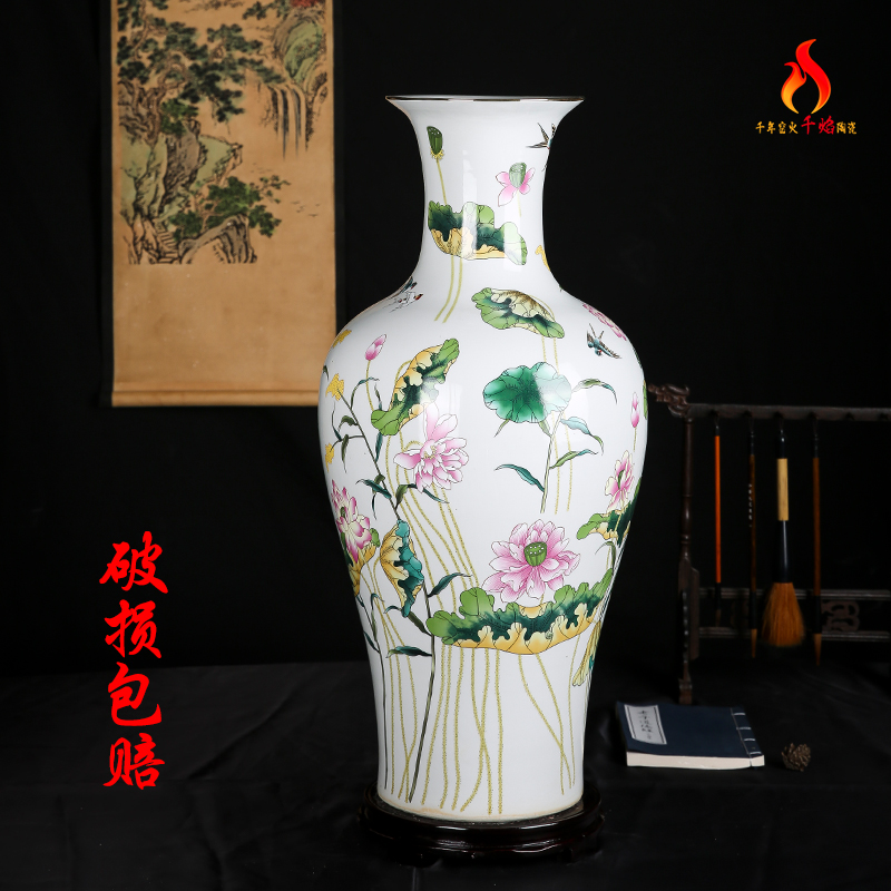 Jingdezhen ceramics vase sitting room place lotus flower arranging the study of Chinese style household decorations fish for years