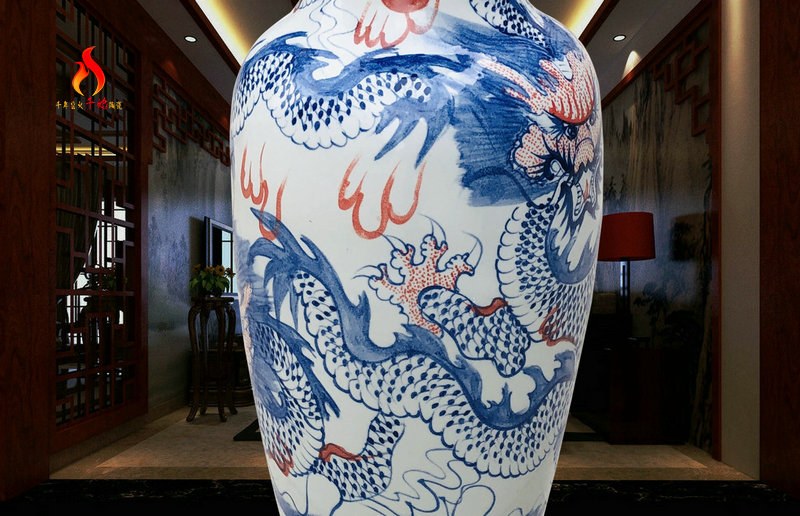 Thousands of flame jingdezhen ceramics landing big sitting room is blue and white porcelain vase youligong red dragon grain hotel handicraft furnishing articles