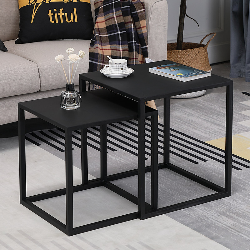 Simple square coffee table combination wrought iron sofa side a few corners a few small apartment living room coffee table modern coffee table small square table