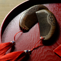 Bride dowry supplies wedding pair Combs Golden sandalwood comb set home to give girlfriend wedding a pair of hair combs