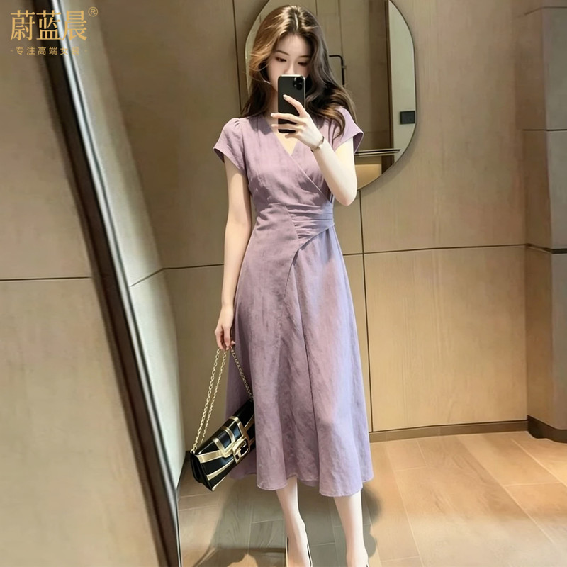 French-Style Unique Dress for Women, 2026 New Summer Model, Light and Mature, Elegant, Slimming, Waist-Cinching, Mid-Length Dress