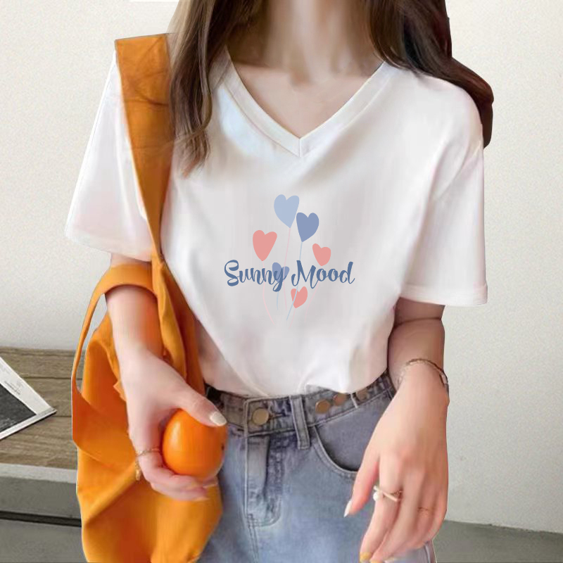 White Heart-Shaped V-Neck Short-Sleeve T-Shirt for Women, Summer 2026 New Fashion, Loose Fit, Slimming, Pure Cotton, Regular Shoulder, Sweetheart Neckline Top White Heart-Shaped V-Neck Short-Sleeve T-Shirt for Women, Summer 2026 New Fashion, Loose Fit, Slimming, Pure Cotton, Regular Shoulder, Sweetheart Neckline Top