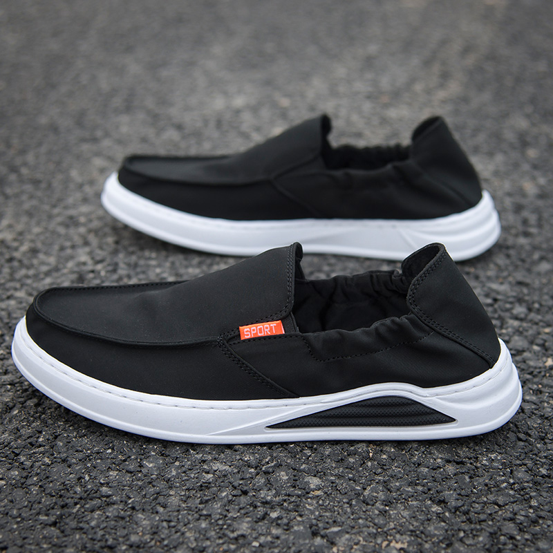 2020 Summer New Old Beijing Bushoes Soft Bottom One Foot Pedal Men Casual Deodorant Trendy Sloth Canvas Men's Shoes