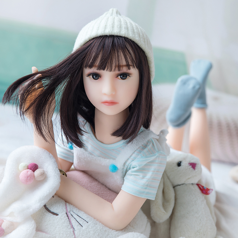 Small solid doll full silicone male with skeleton non-inflatable female doll simulation beauty friend flat chest sex doll