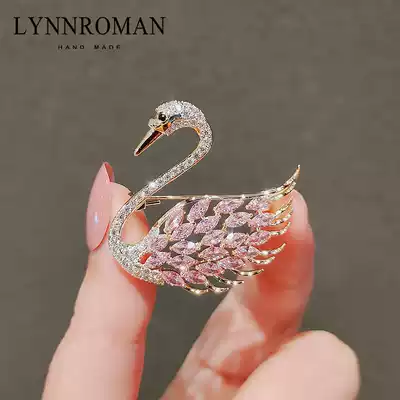 Luxury swan brooch tide imitation Crystal personality pin sweater suit accessories anti-light buckle gift