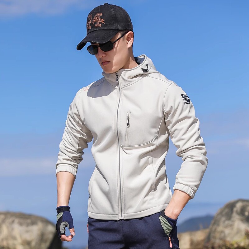 Macondo Official Outdoor Fleece Softshell Men's Jacket, Warm and Windproof, Suitable for Hiking and Casual Wear Macondo Official Outdoor Fleece Softshell Men's Jacket, Warm and Windproof, Suitable for Hiking and Casual Wear