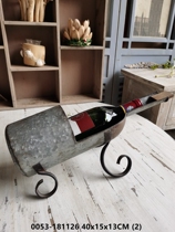 Foreign trade retro decoration decoration features creative iron red wine rack ornaments model room soft
