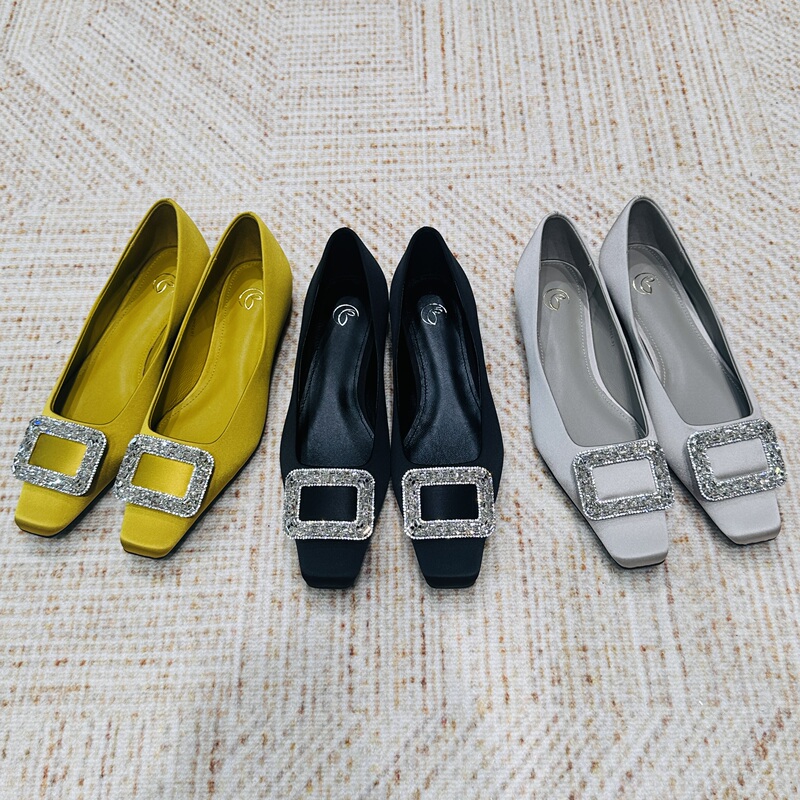 【Wild & Horse Leather High-End】163260 Silk Velvet Flat Shoes with Diamond Square Buckle, Heel Height 2cm, Fits Large