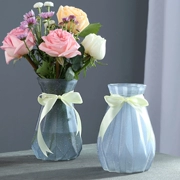Bình thủy tinh mờ Bắc Âu ánh sáng sang trọng văn hóa nước cây xanh cây bình hoa khô lily tươi phòng khách trang trí đồ trang trí - Vase / Bồn hoa & Kệ