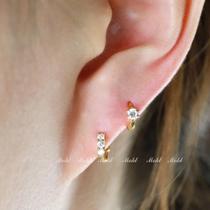  Lao Feng Xiangyun sterling silver ear flower mini small diamond ear bone ring ear ring female ear buckle round earrings with diamond ring