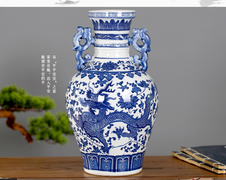 Jingdezhen ceramic furnishing articles sitting room big vase flower arranging dried flowers with Chinese style ear blue and white porcelain porcelain decorative household items