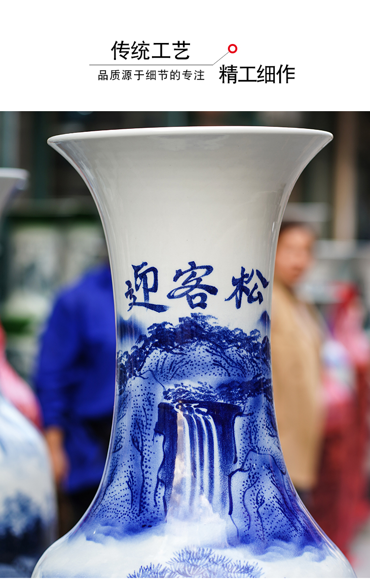 Jingdezhen blue and white porcelain hand - made guest - the greeting pine of large vase place to live in the living room TV cabinet ceramic decoration