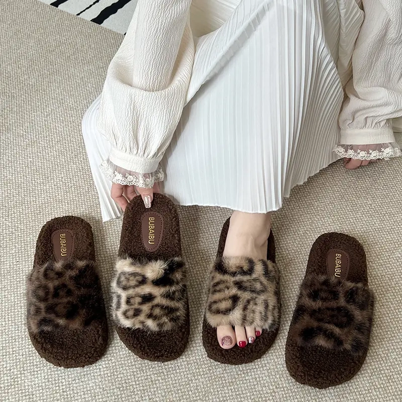 2025 Autumn and Winter New Leopard Print Home Cotton Shoes for Outdoor Wear, Warm, Casual, Fashionable, Versatile Furry Slippers for Women 2025 Autumn and Winter New Leopard Print Home Cotton Shoes for Outdoor Wear, Warm, Casual, Fashionable, Versatile Furry Slippers for Women
